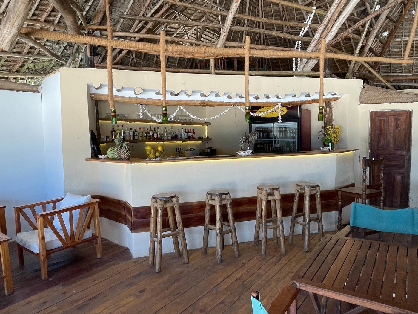 Dining — photo 1